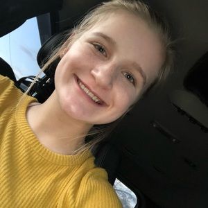 Meet your Posher, Hannah